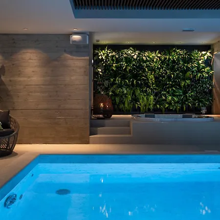 Lodge Luxury