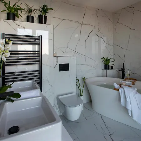 Lodge Luxury