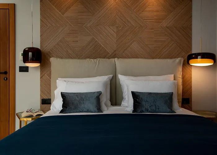Luxury Lodge